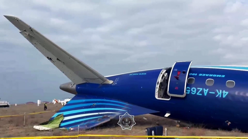 Черные ящики разбившегося самолета AZAL направят для изучения в Бразилию